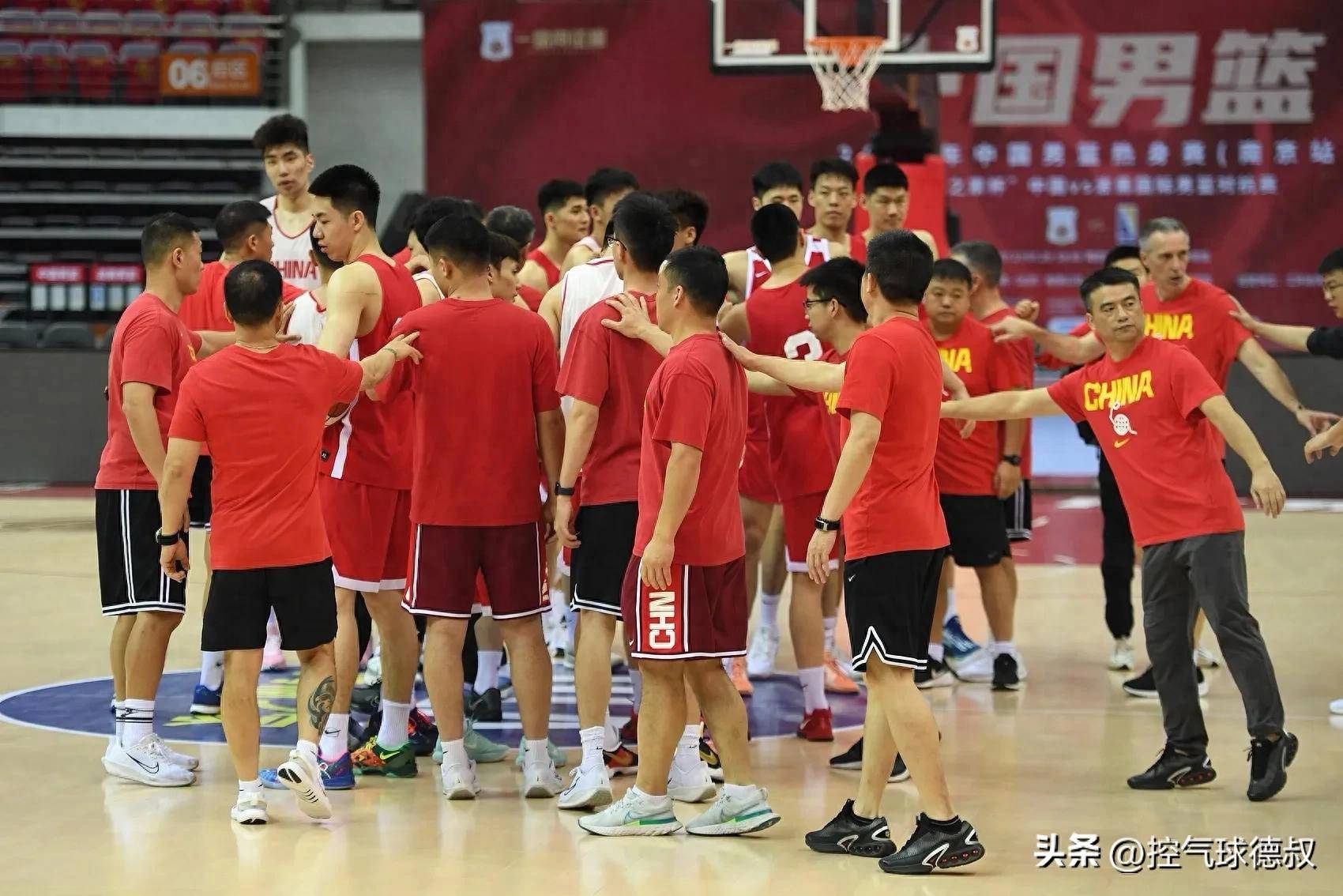 中国男篮今晚再战波黑首战问题待解新援加盟实力提升